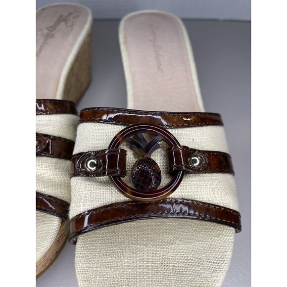 Tommy Bahama Womens 9 Tan pineapple Wedge Sandal Beige Brown Cork Beach Vacation - Picture 8 of 10